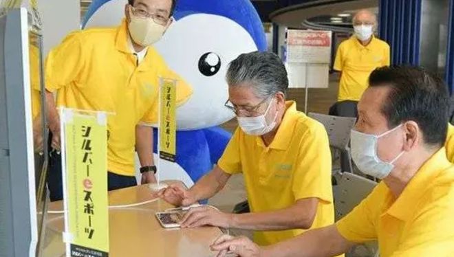 什么？我奶都可以打電競(jìng)比賽了就我不可以？(圖20)
