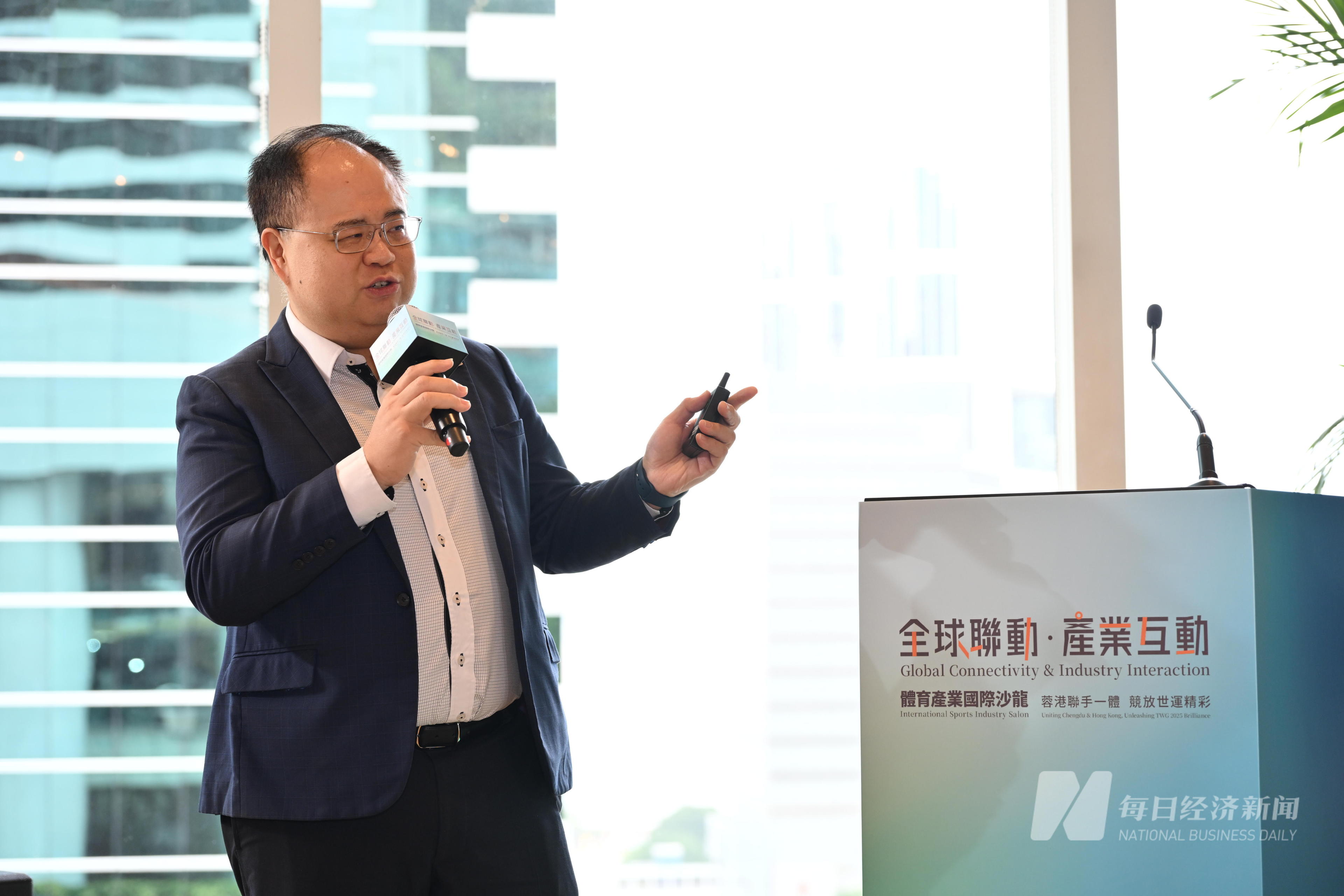 AG電競(jìng)俱樂部全球首席運(yùn)營(yíng)官陳龍盛：用電競(jìng)文化打造成都出海名片希望在海外再造一個(gè)AG