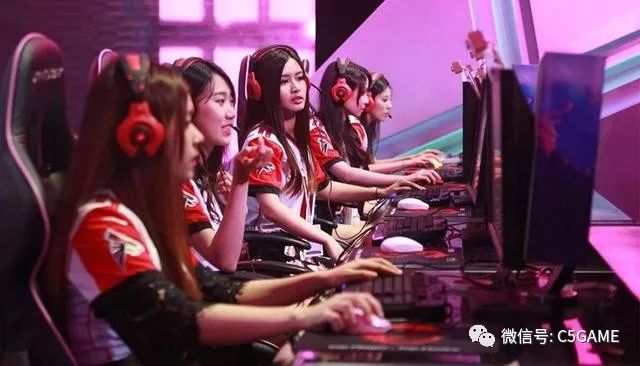 電競(jìng)專業(yè)的真實(shí)一面：大學(xué)生的搞笑劇情演繹與反差解析