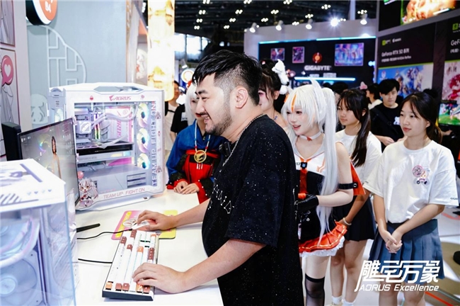 BW2025技嘉AORUS戰(zhàn)力全開(kāi)次元突破！硬核電競(jìng)引爆文化狂潮(圖7)