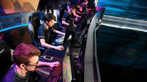 Faker：職業(yè)選手生活并沒(méi)有那糟糕希望自己孩子追求想要的人生