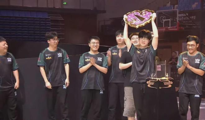 從追夢到奪冠 今夏中國DOTA2走出的每一步都有淘寶百億補(bǔ)貼的加補(bǔ)(圖5)