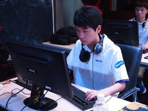 21歲電競選手發(fā)文疑要輕生目前暫無大礙賽事方和俱樂部均回應(yīng)